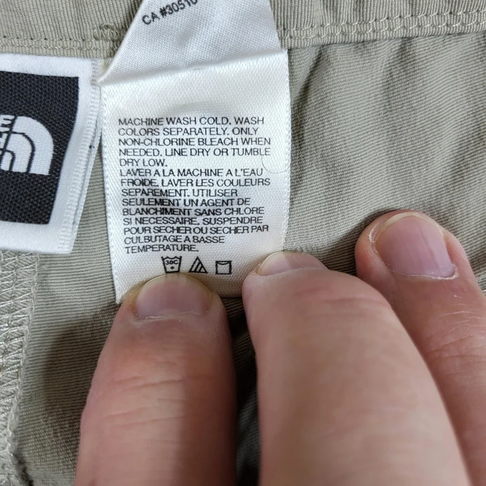 The North Face Convertible Hiking Pants Mens L Beige Outdoor Zip Off Lightweight